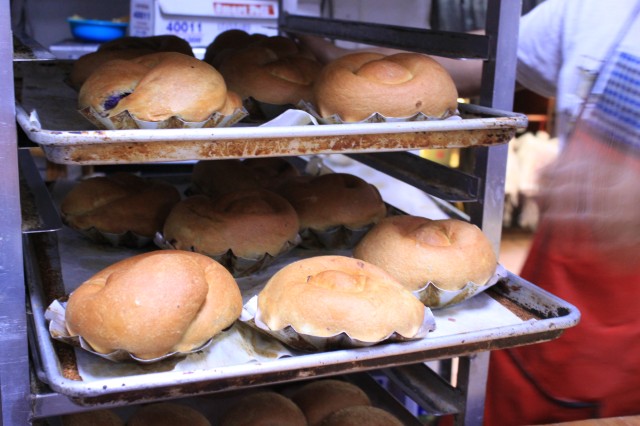 Aunty Dee&#039;s Pan De Manila Kneaded