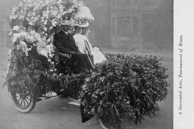 A Decorated Auto, Tournament of Roses