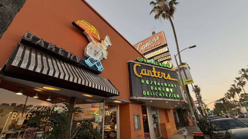 Canter's Deli store front with marquee and neon sign above the door.